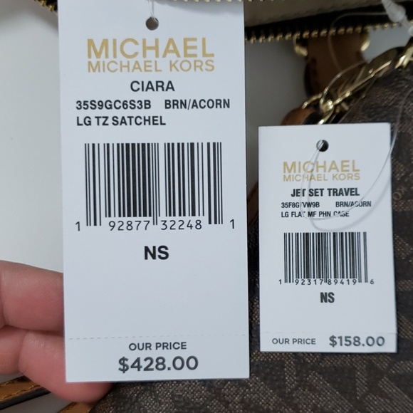 Michael Kors 2PC LG Ciara Satchel & Wrislet - Picture 7 of 7